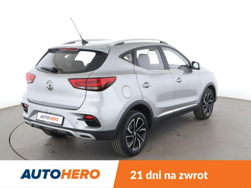 MG ZS Luxury automat skóra virtual LED navi tempomat