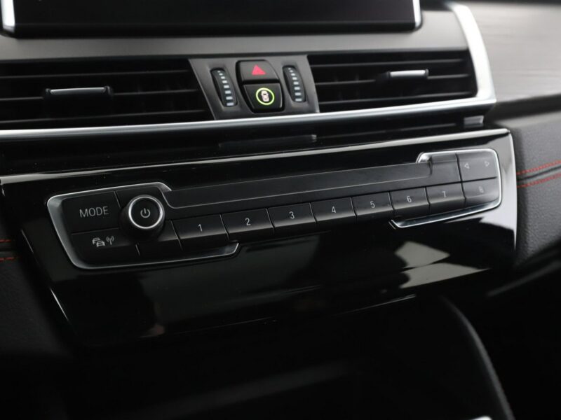 BMW 220 220d Sport Line Automat Tempomat Grzane Fotele HarmanKardon HeadUp LED F46