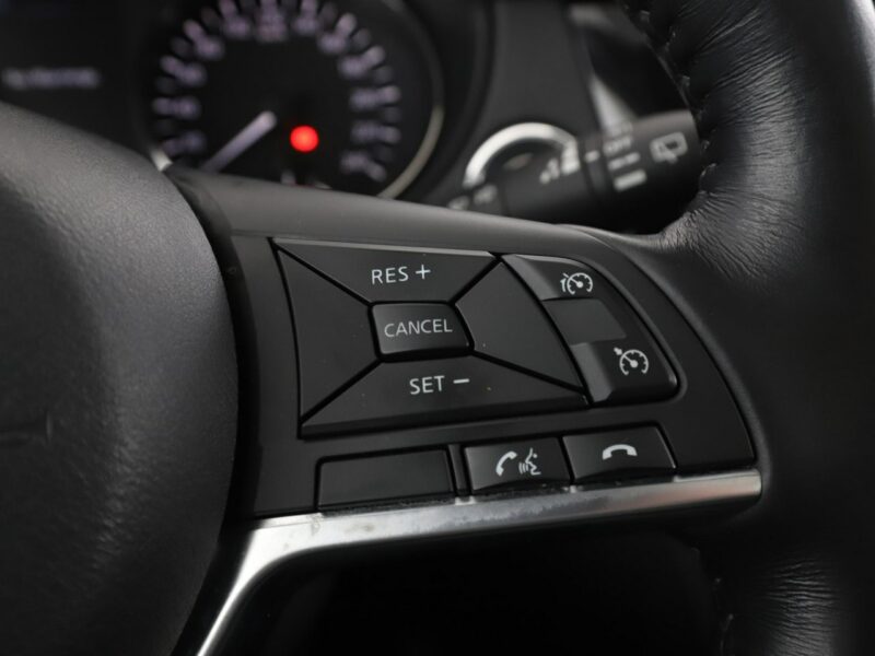 Nissan X-Trail Tekna automat skóra navi kamera grzane fotele panorama tempomat LED III (2014-2021)