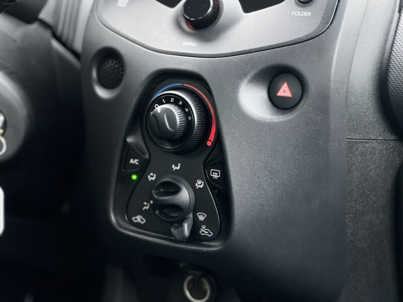 Toyota Aygo Salon Polska Poleasingowy I właściciel Serwis ASO VAT 23% Bezwypadkowy II (2014-)