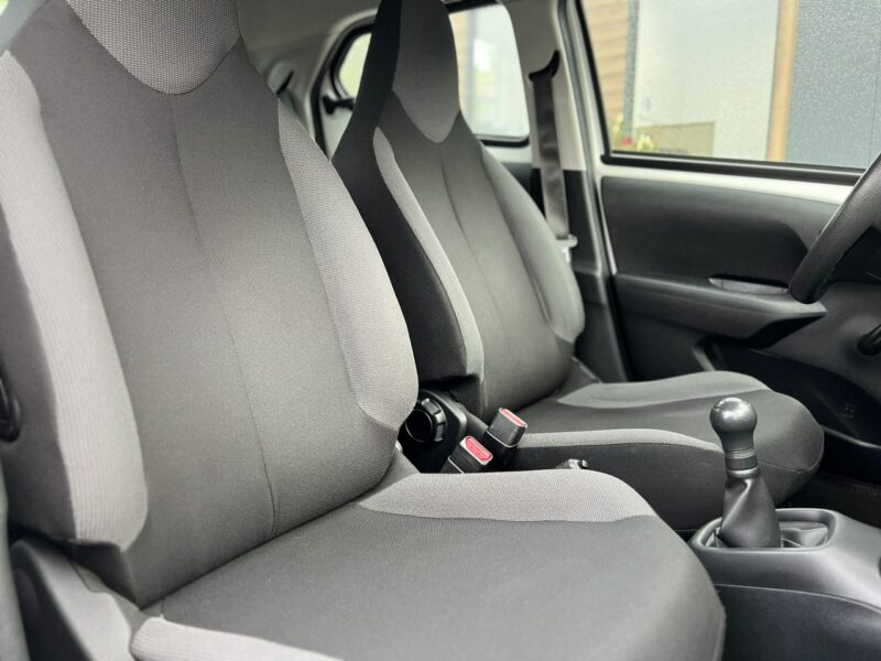 Toyota Aygo Salon Polska Poleasingowy I właściciel Serwis ASO VAT 23% Bezwypadkowy II (2014-)