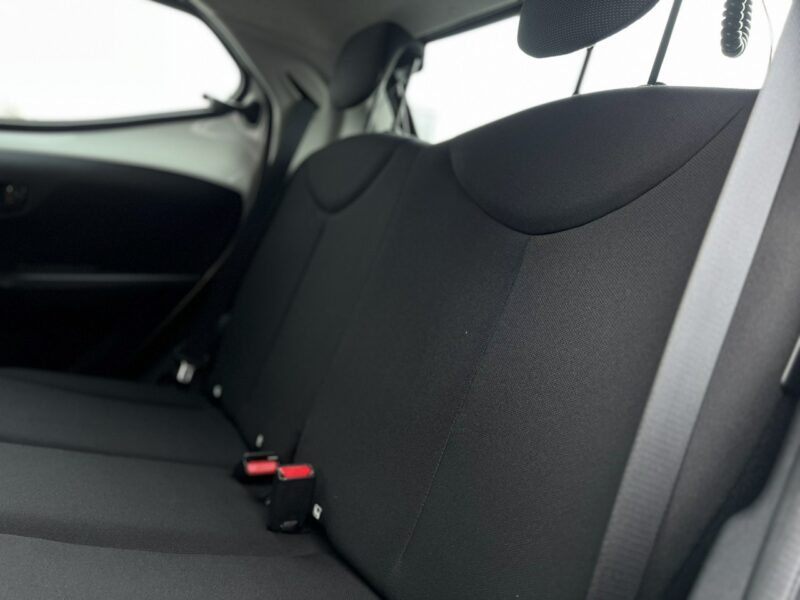 Toyota Aygo Salon Polska Poleasingowy I właściciel Serwis ASO VAT 23% Bezwypadkowy II (2014-)