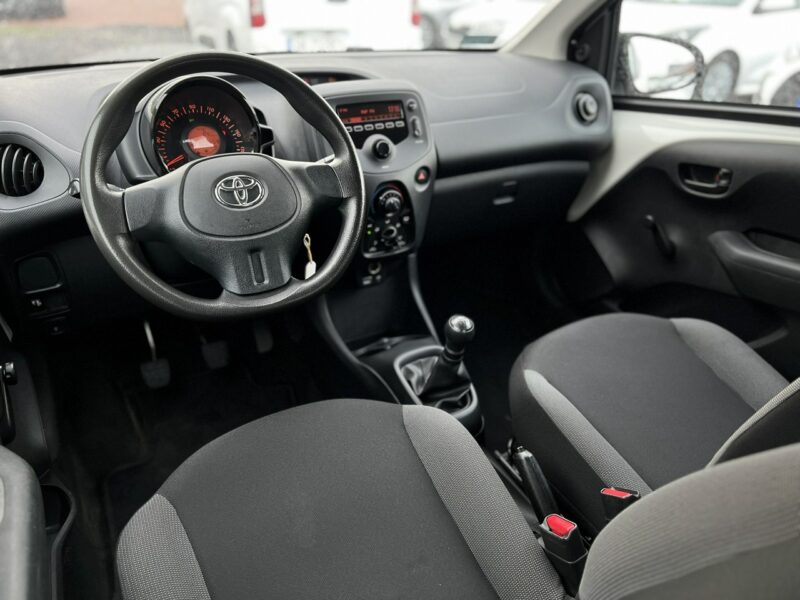 Toyota Aygo Salon Polska Poleasingowy I właściciel Serwis ASO VAT 23% Bezwypadkowy II (2014-)