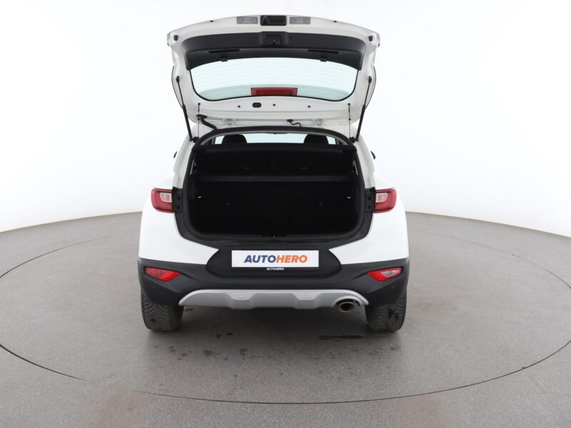 Kia Stonic FV23% klima tempomat kamera Bluetooth