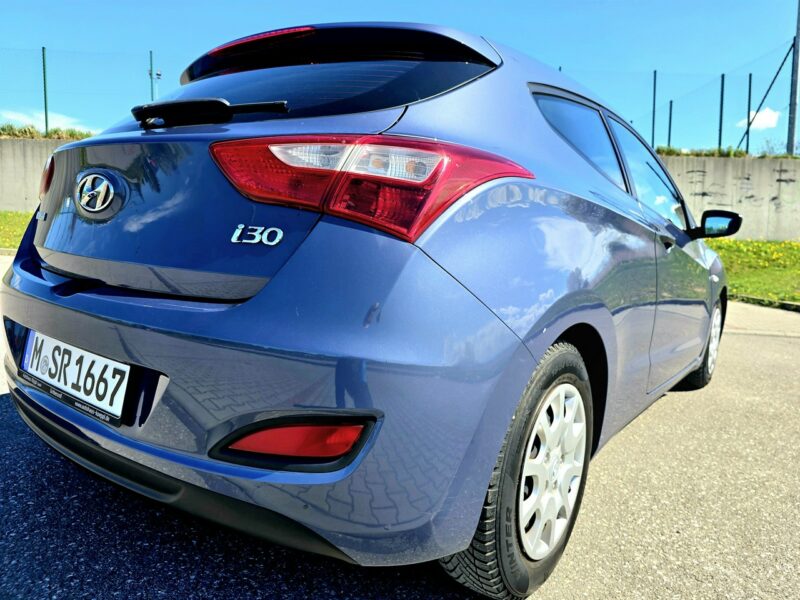 Hyundai i30 Hyundai i30 1.4 Classic II (2012 - 2016)
