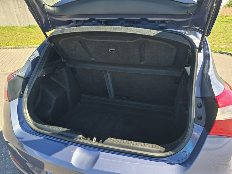 Hyundai i30 Hyundai i30 1.4 Classic II (2012 - 2016)