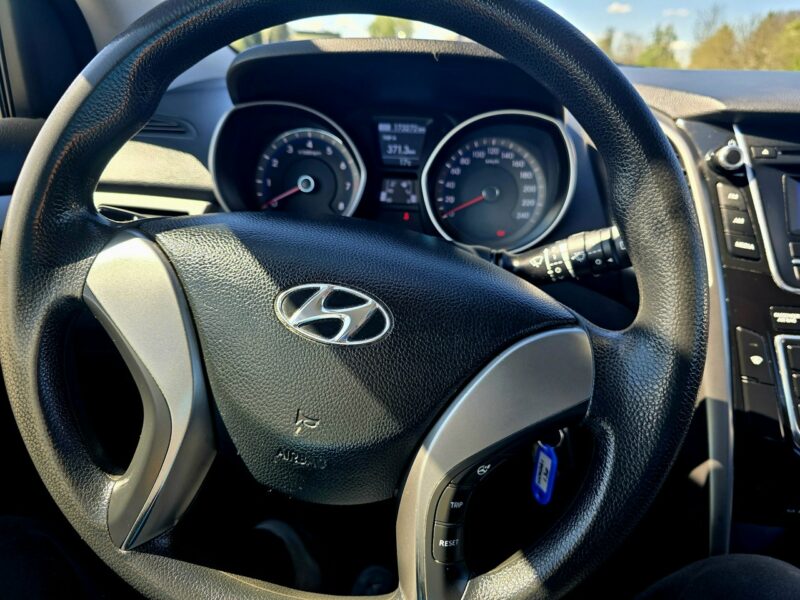 Hyundai i30 Hyundai i30 1.4 Classic II (2012 - 2016)