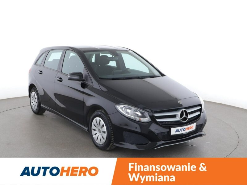 Mercedes B 160 klima auto czujniki parkowania multifunkcja hak W246 (2011-)