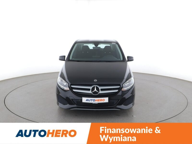 Mercedes B 160 klima auto czujniki parkowania multifunkcja hak W246 (2011-)