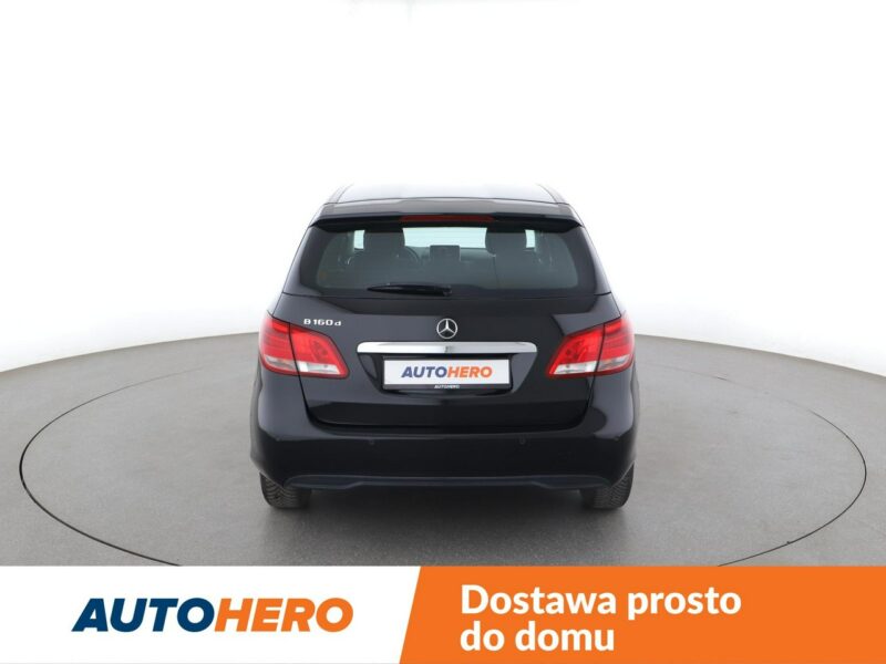 Mercedes B 160 klima auto czujniki parkowania multifunkcja hak W246 (2011-)