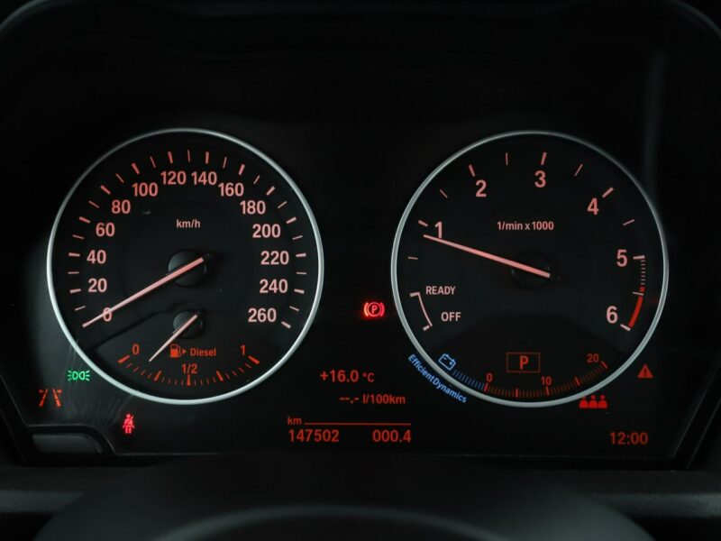 BMW X1 4x4 automat full LED sportowe fotele półksóra navi czujniki parkowania II (F48) (2015-)