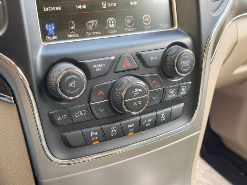 Jeep Grand Cherokee IV (2010-)