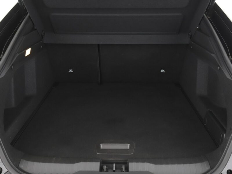 Renault Arkana hybryda niski przebieg navi kamera360 FullLED ACC grzane fotele