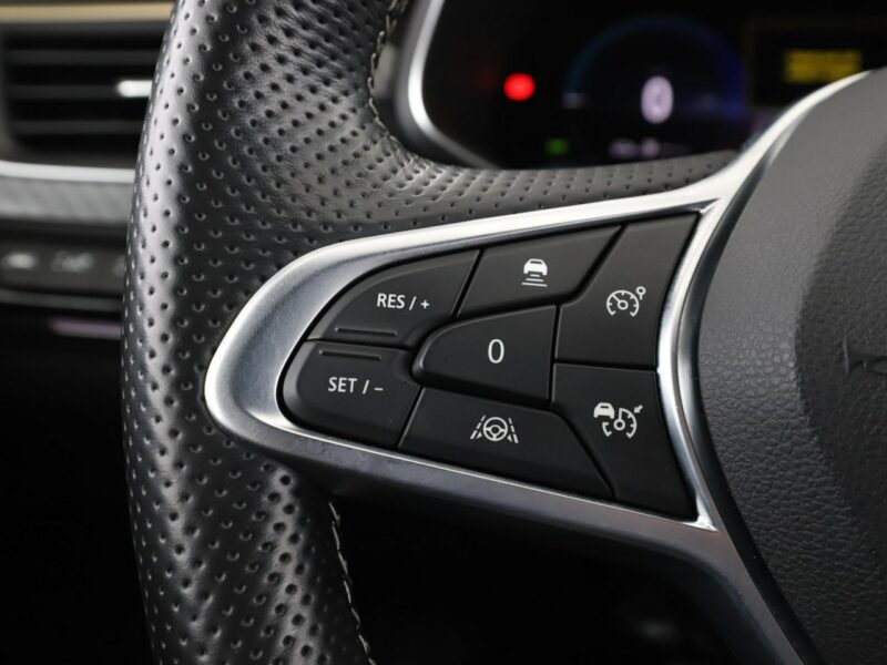 Renault Arkana hybryda niski przebieg navi kamera360 FullLED ACC grzane fotele