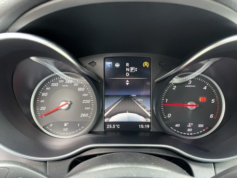 Mercedes C 250 4-Matic, LED, HAK,Asystenci,Martwe Pole,Burmester,MultiBeam,Keyless GO W205 (2014-2021)