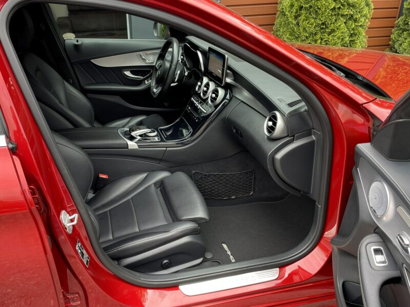 Mercedes C 250 4-Matic, LED, HAK,Asystenci,Martwe Pole,Burmester,MultiBeam,Keyless GO W205 (2014-2021)