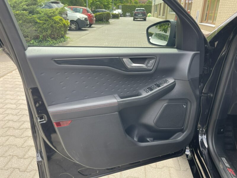 Ford Kuga 2.0 ST Line III (2019-)