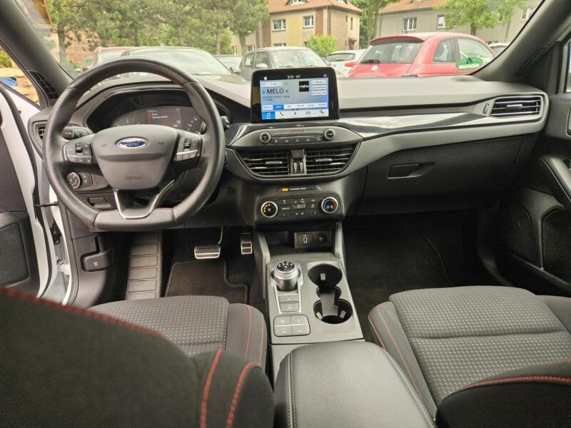 Ford Focus Automat / Nawigacja / Klimatyzacja / Faktura VAT Mk4 (2018-)