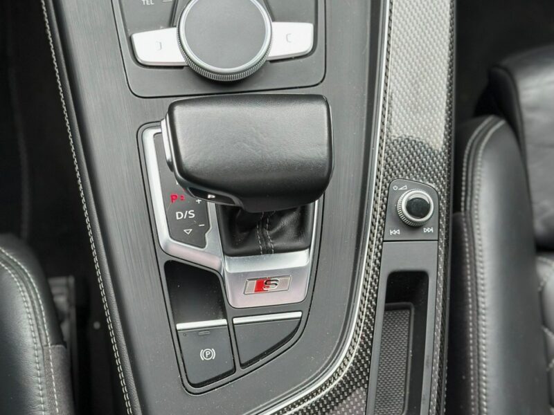 Audi S5 3.0 Sline quattro S5