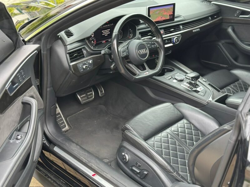 Audi S5 3.0 Sline quattro S5