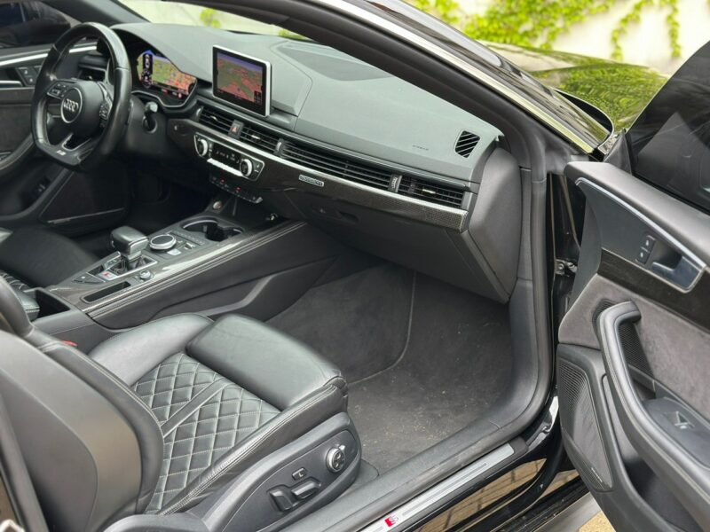 Audi S5 3.0 Sline quattro S5