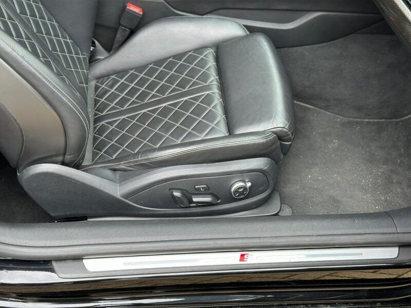Audi S5 3.0 Sline quattro S5