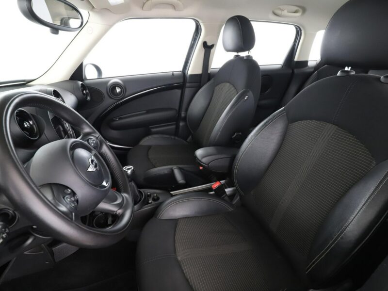 Mini Countryman Cooper D Chili Klimatronik Tempomat Nawigacja Sportsitze Bluetooth PDC