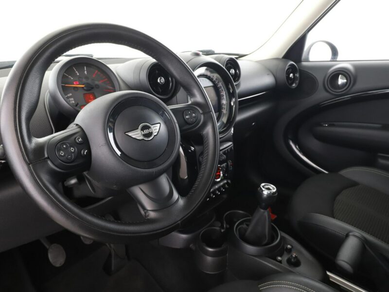 Mini Countryman Cooper D Chili Klimatronik Tempomat Nawigacja Sportsitze Bluetooth PDC