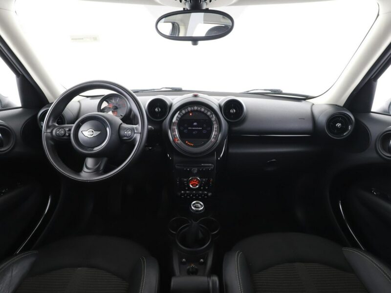 Mini Countryman Cooper D Chili Klimatronik Tempomat Nawigacja Sportsitze Bluetooth PDC