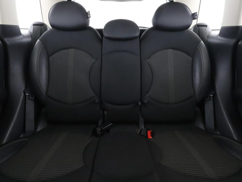 Mini Countryman Cooper D Chili Klimatronik Tempomat Nawigacja Sportsitze Bluetooth PDC