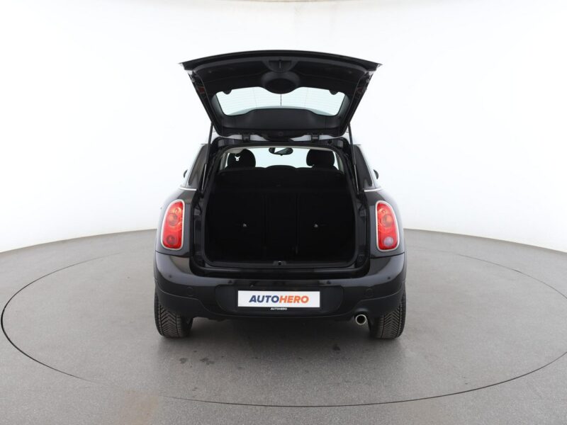 Mini Countryman Cooper D Chili Klimatronik Tempomat Nawigacja Sportsitze Bluetooth PDC