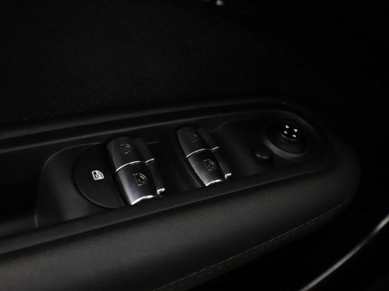 Mini Countryman Cooper D Chili Klimatronik Tempomat Nawigacja Sportsitze Bluetooth PDC
