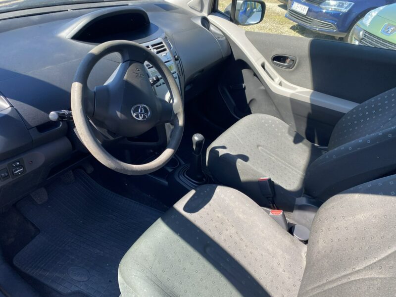 Toyota Yaris Polski salon/Rozrząd łańcuch/Mocna benz/Klimatyzacja/Isofix II (2005-2011)