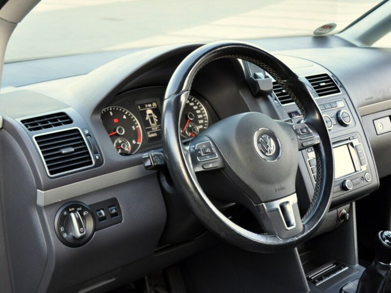 Volkswagen Touran 2.0TDI(140KM)*Lift*Xenon*Led*Duża Navi*7-Foteli*Match*Reling*Alu16"ASO II (2010-2015)