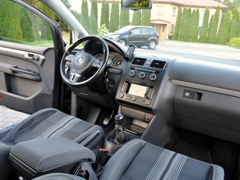 Volkswagen Touran 2.0TDI(140KM)*Lift*Xenon*Led*Duża Navi*7-Foteli*Match*Reling*Alu16"ASO II (2010-2015)
