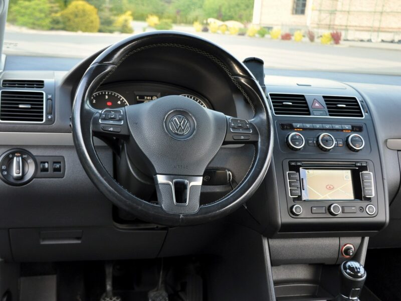 Volkswagen Touran 2.0TDI(140KM)*Lift*Xenon*Led*Duża Navi*7-Foteli*Match*Reling*Alu16"ASO II (2010-2015)