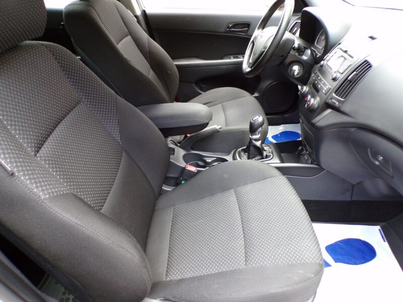 Hyundai i30 Lift /Gwarancja / 1,4 /109KM /79000km /2011r I (2002-2013)