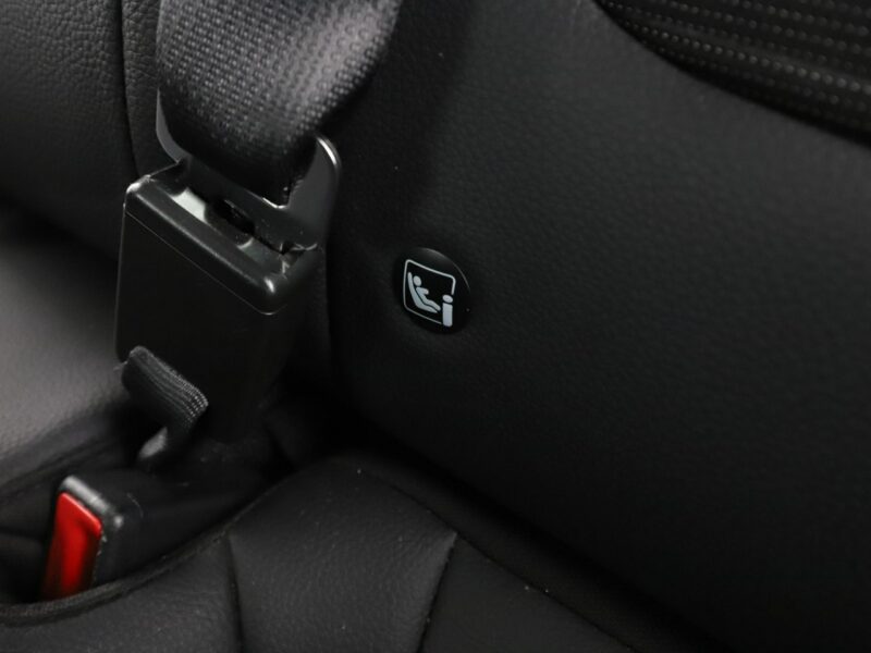 Kia Stonic klima auto kamera i czujniki parkowania kolorowe wnętrze grzane fotele