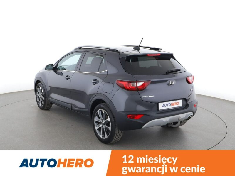 Kia Stonic klima auto kamera i czujniki parkowania kolorowe wnętrze grzane fotele