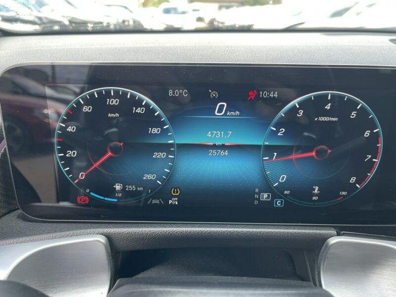 Mercedes GLB AMG line Podgrzewanie Skóra Virtual cockpit Hak 224KM