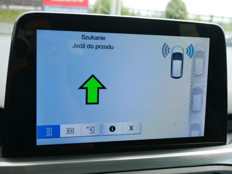 Ford Focus 1.0 E-Boost 125KM Kombi -Navi -Asystenci jazdy -Zobacz Mk4 (2018-)
