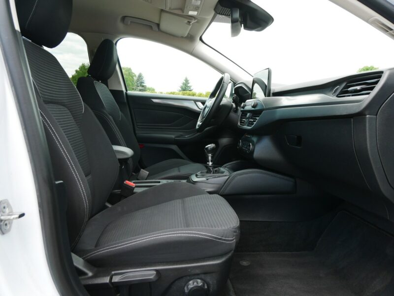 Ford Focus 1.0 E-Boost 125KM Kombi -Navi -Asystenci jazdy -Zobacz Mk4 (2018-)