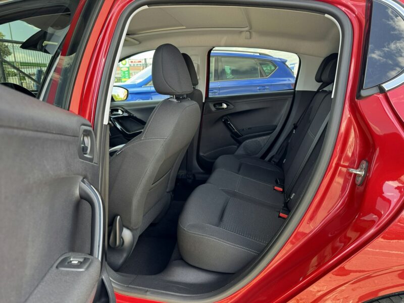 Peugeot 208 *Bogate Wyposażenie*TECH Edition*Automat*Roczna Gwarancja Techniczna* I (2012-2019)