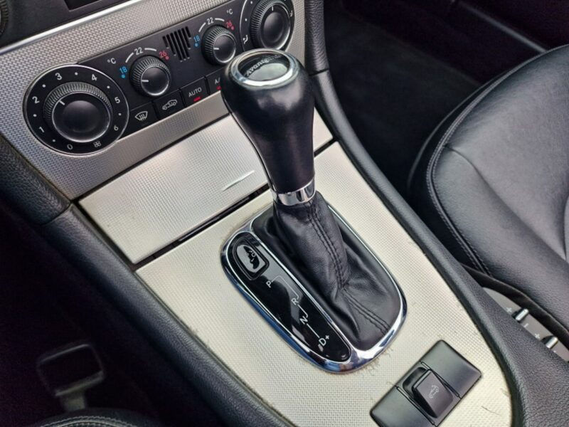 Mercedes CLK 350 3.5 Benzyna V6 272 KM, Skóra, Automat, Łopatki, Alufelgi AMG, EL. Dach W209 (2002-)
