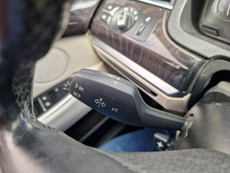BMW 5GT 3.0 Benzyna 306 KM, Automat, Kamera, Navi, LED, Bluetooth, Skóra, Alu F10 (2009-2017)