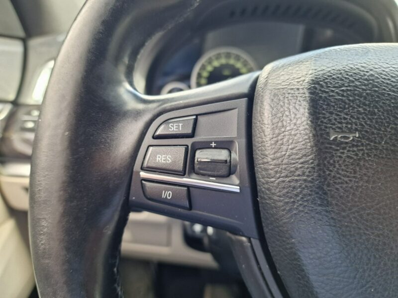 BMW 5GT 3.0 Benzyna 306 KM, Automat, Kamera, Navi, LED, Bluetooth, Skóra, Alu F10 (2009-2017)