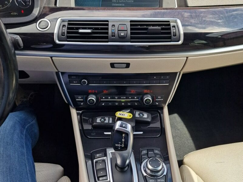BMW 5GT 3.0 Benzyna 306 KM, Automat, Kamera, Navi, LED, Bluetooth, Skóra, Alu F10 (2009-2017)
