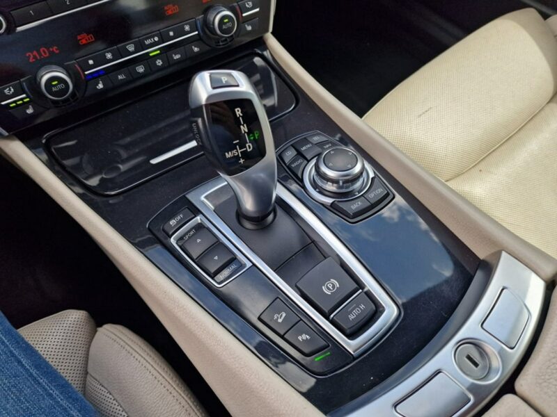 BMW 5GT 3.0 Benzyna 306 KM, Automat, Kamera, Navi, LED, Bluetooth, Skóra, Alu F10 (2009-2017)