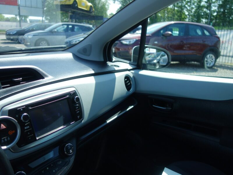 Toyota Yaris Nowa Bateria Stan Bdb III (2011-2019)