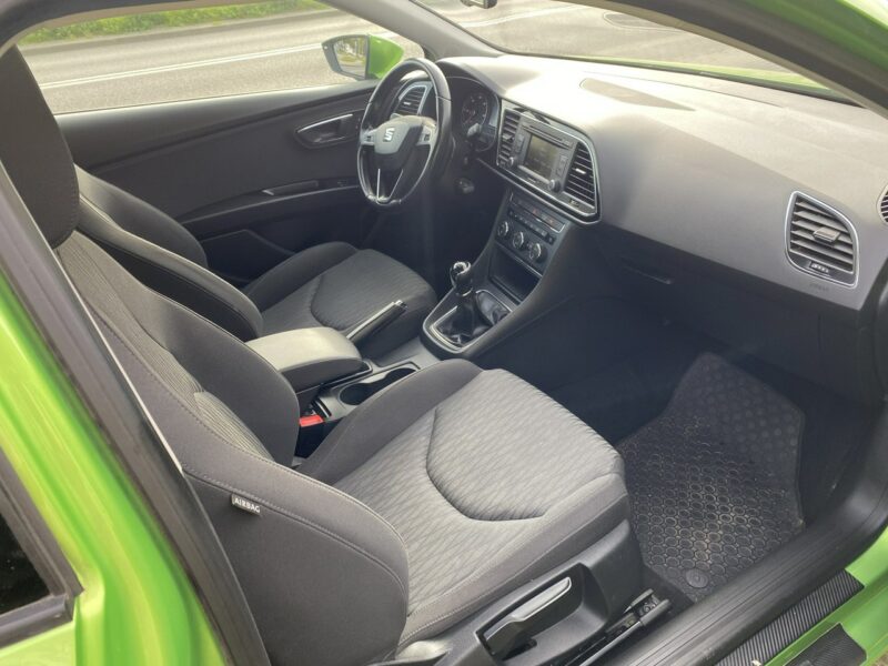 Seat Leon Full LED, Klimatronic , parktronik, alufelgi, dotykowe radio,z Niemiec III (2012-)